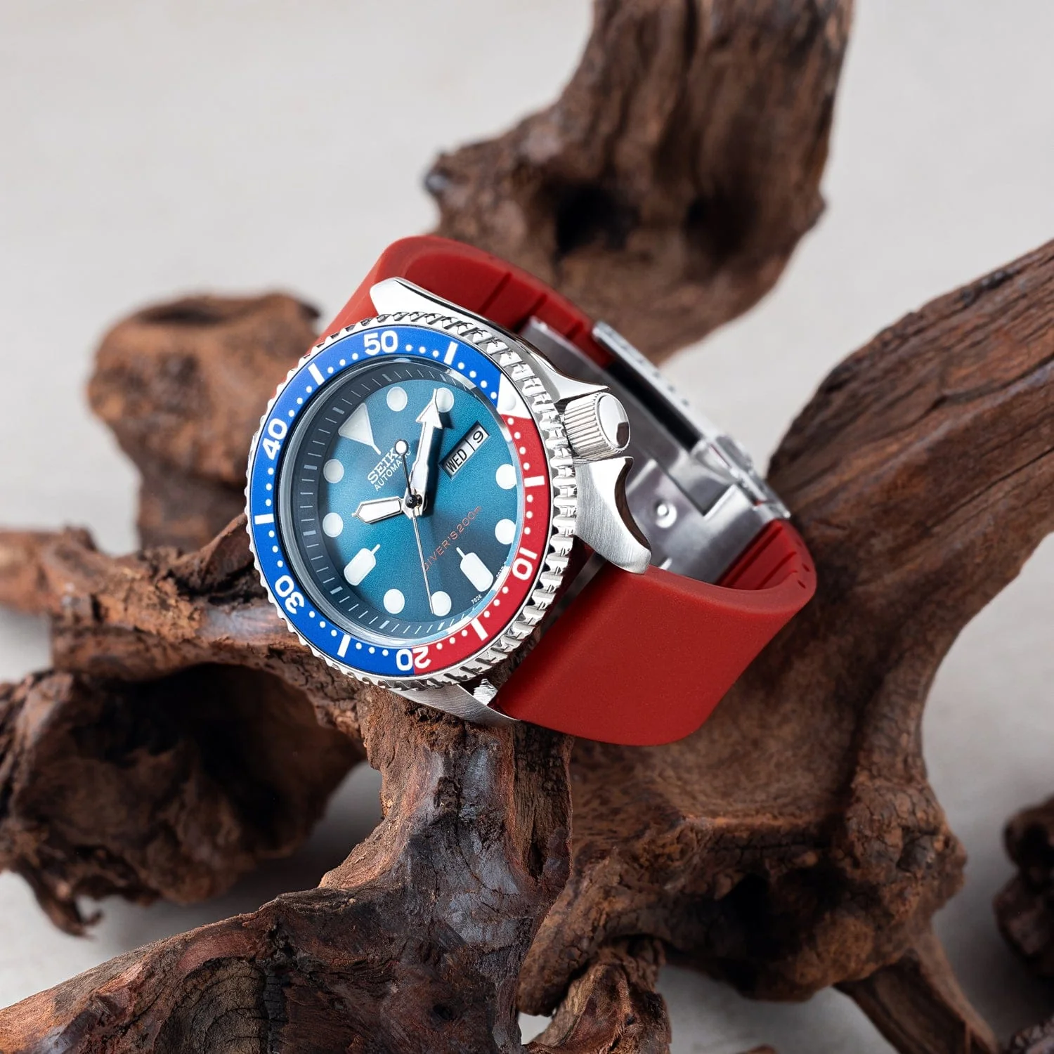 Quick Release Custom Fit Silicone Watch Band - Venetian Red - Image 3