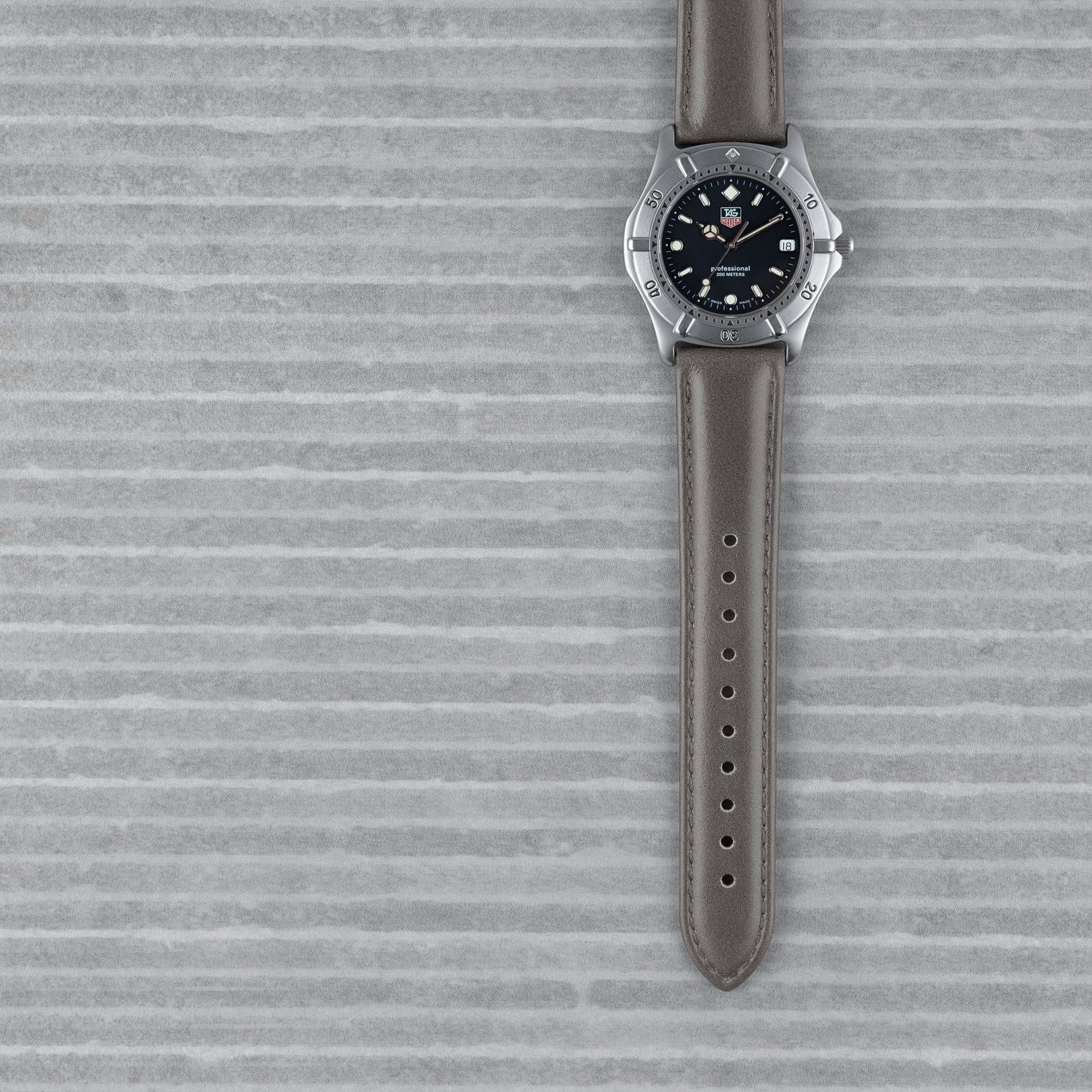 Quick Release Leather Watch Band - Pewter Gray/Matched - Image 3