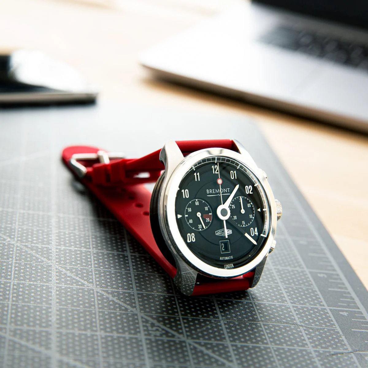 Quick Release Silicone Watch Band - Venetian Red - Image 3